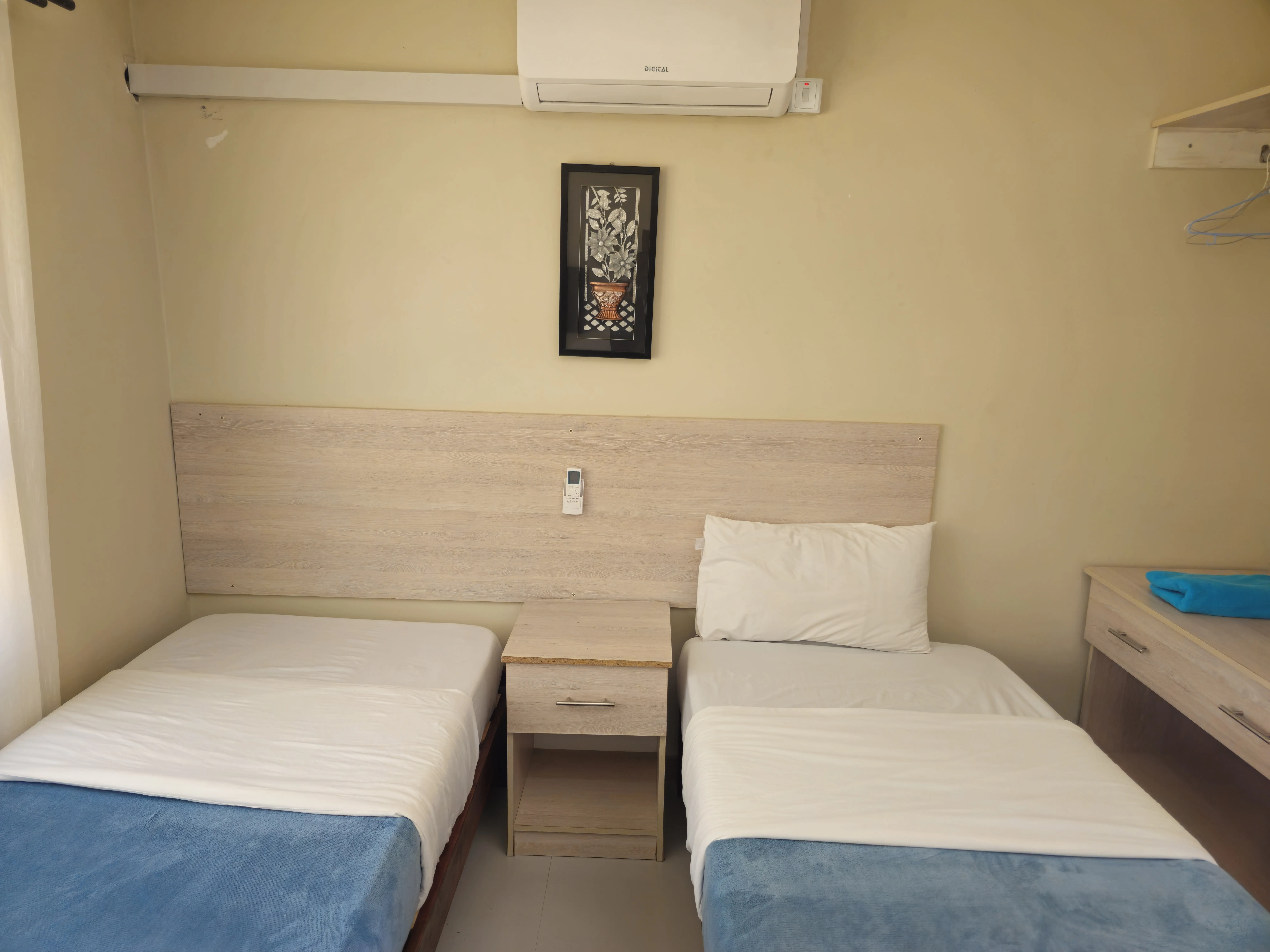 Single Room x 2